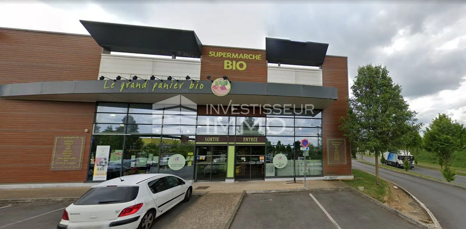 Commerce de détail dans Mareuil-lès-Meaux à louer Photo principale- Image 1 de 3