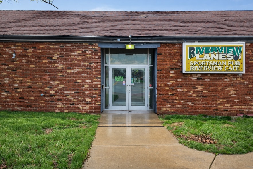 125 Main St, Huron, OH for sale - Building Photo - Image 3 of 122