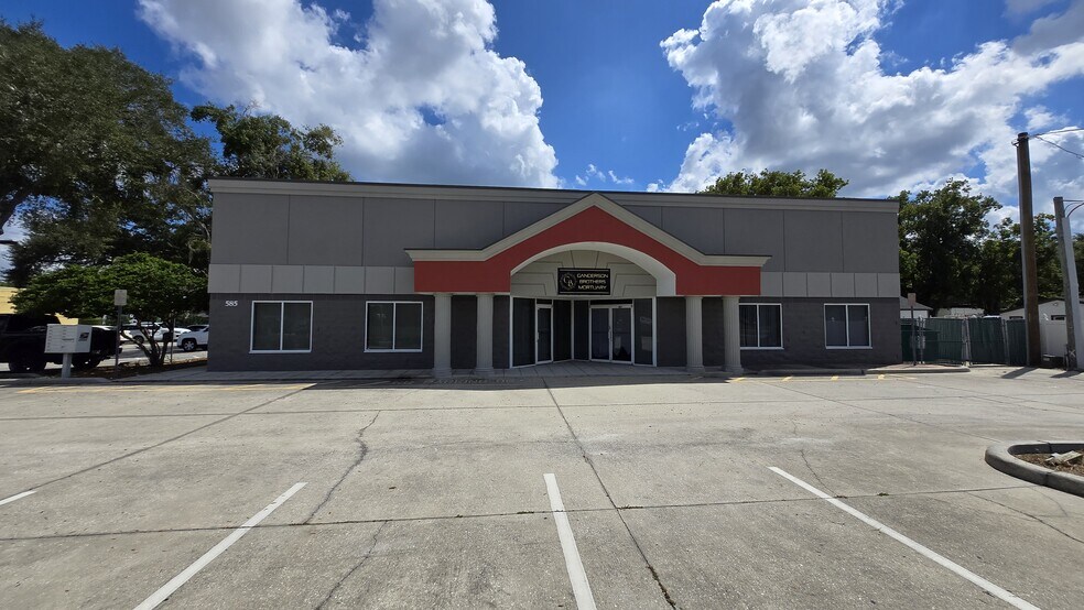 585 S Ronald Reagan Blvd, Longwood, FL à louer - Photo du bâtiment - Image 3 de 10