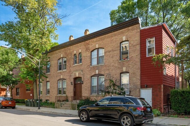 Plus de détails pour 1333 W Flournoy St, Chicago, IL - Multi-résidentiel à vendre