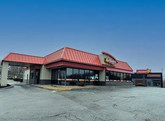 More details for 1100 3rd St, Lee's Summit, MO - Retail for Sale