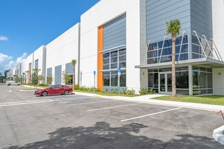 Plus de détails pour 3055 Burris Rd, Davie, FL - Industriel à louer