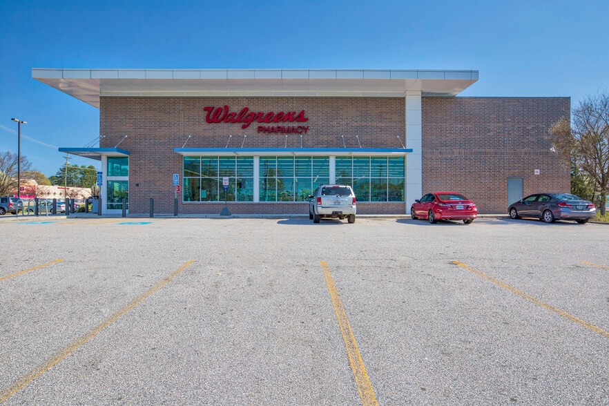 1500 Piney Forest Rd, Danville, VA for lease - Building Photo - Image 3 of 5