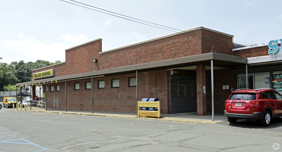 80 E 15th St, Paterson, NJ à louer - Photo du bâtiment - Image 2 de 3