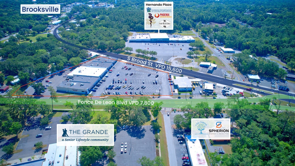 650-698 S Broad St, Brooksville, FL à louer - Photo du bâtiment - Image 3 de 15