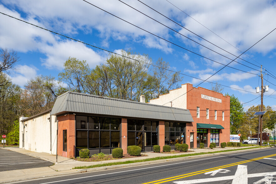 501 Delaware Ave, Roebling, NJ for lease - Primary Photo - Image 1 of 24