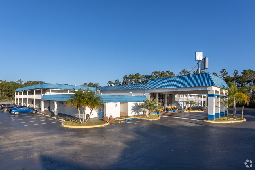 2992 W International Speedway Blvd, Daytona Beach, FL for sale - Primary Photo - Image 1 of 6