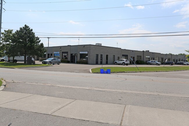 More details for 220 Industrial Pky S, Aurora, ON - Flex for Sale