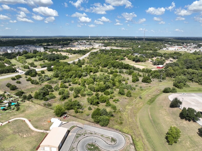 1945 Tin Top Rd, Weatherford, TX for sale - Building Photo - Image 2 of 8