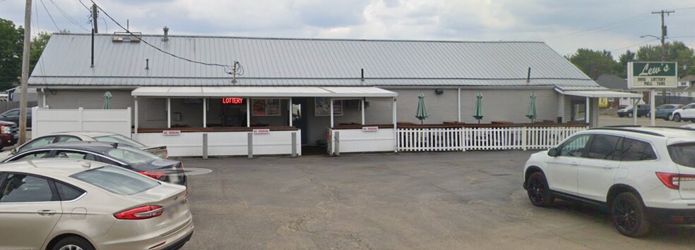 3238 Lincoln Way E, Massillon, OH à vendre - Photo du bâtiment - Image 3 de 4
