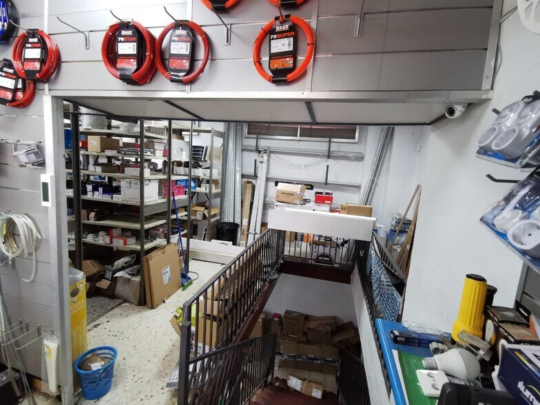 Retail in Cáceres for sale - Building Photo - Image 3 of 8