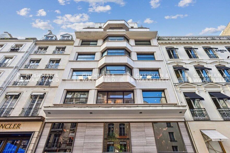 9 Rue Du Faubourg Saint-Honoré, Paris for lease - Building Photo - Image 2 of 12
