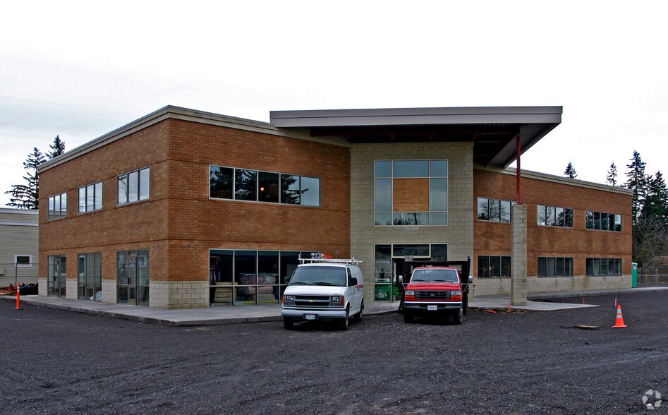 10025 19th Ave SE, Everett, WA for sale - Building Photo - Image 2 of 9