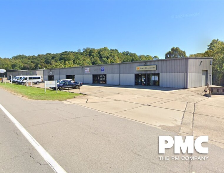 2198 Williams Hwy, Williamstown, WV for sale - Building Photo - Image 1 of 1