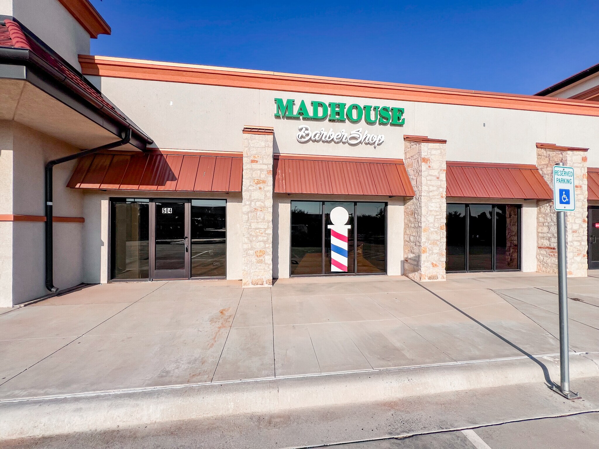 3415 Loop 250, Midland, TX à louer Photo principale- Image 1 de 21