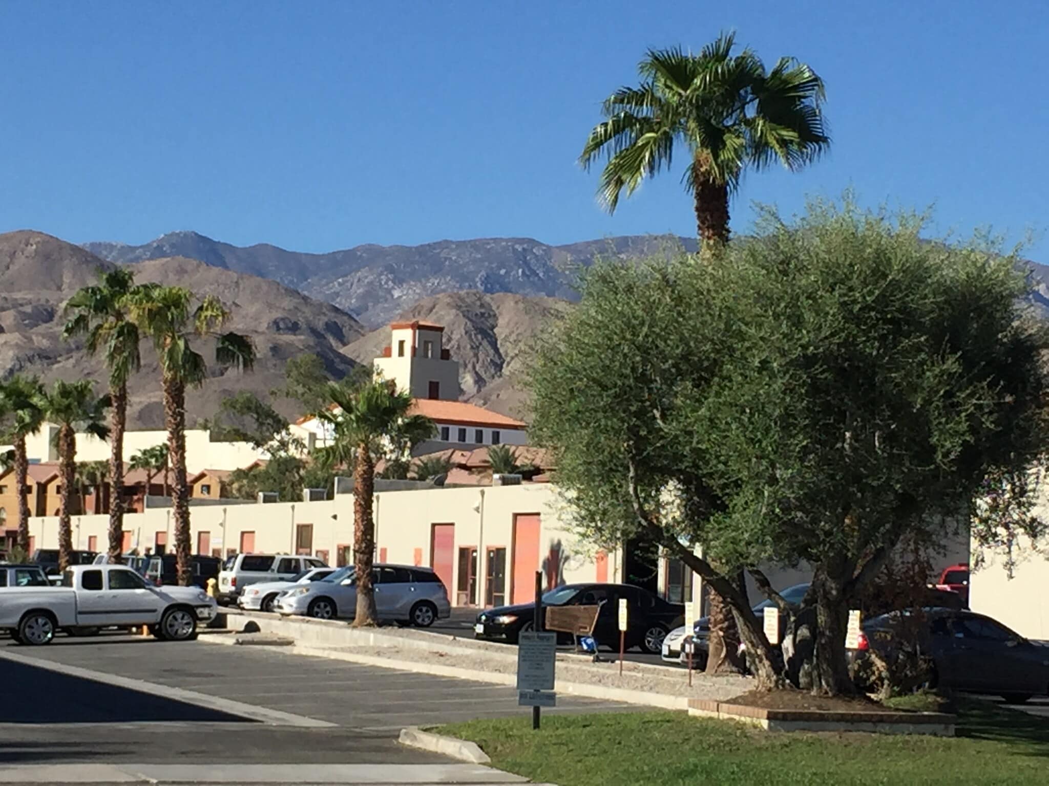 68733 Perez Rd, Cathedral City, CA for lease Primary Photo- Image 1 of 7