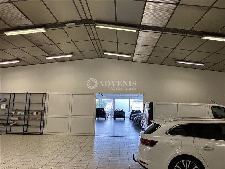 Retail in Bourges for sale - Building Photo - Image 2 of 5
