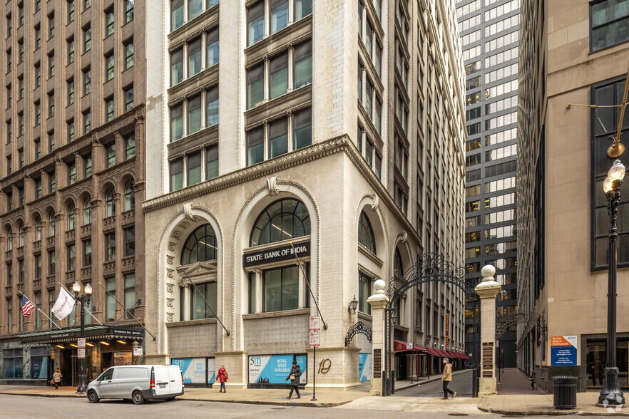 19 S LaSalle St, Chicago, IL à louer - Photo du bâtiment - Image 1 de 4