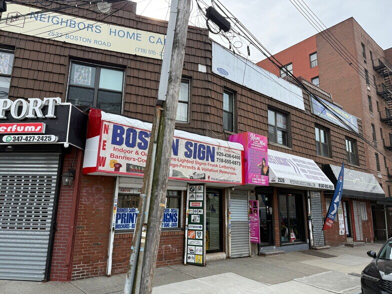 2530 Boston Rd, Bronx, NY à vendre - Photo du bâtiment - Image 2 de 21