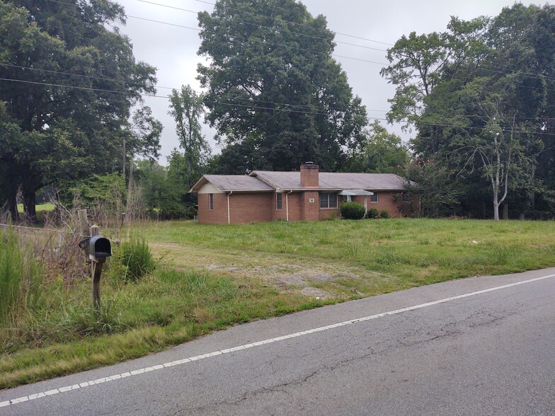 000 Webb Rd, Salisbury, NC à vendre - Photo principale - Image 1 de 1