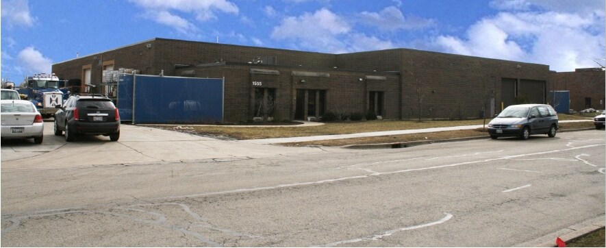 1555 Frontenac Rd, Naperville, IL for lease - Primary Photo - Image 1 of 5