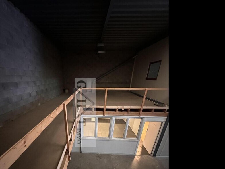 Industrial in Alfortville for sale - Interior Photo - Image 3 of 7