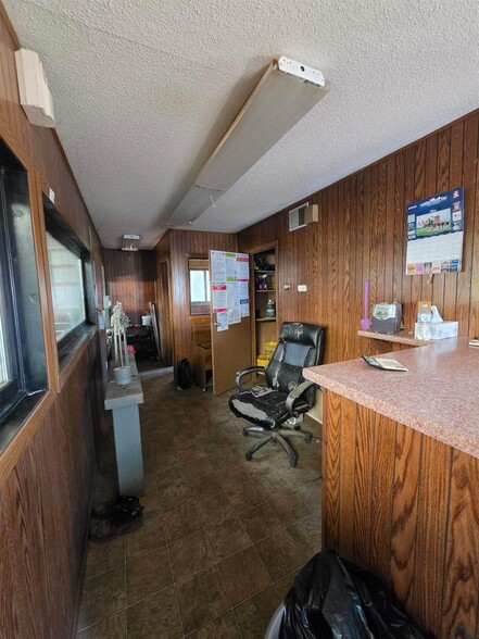 57258 US 20, Laurel, NE à vendre - Photo intérieure - Image 3 de 4