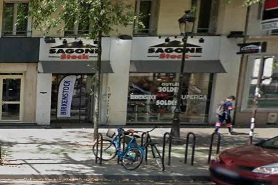Retail in Paris for lease Building Photo- Image 1 of 3