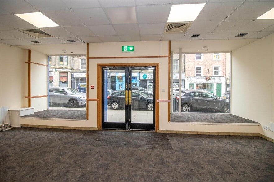 27 High St, Hawick for lease - Building Photo - Image 2 of 25