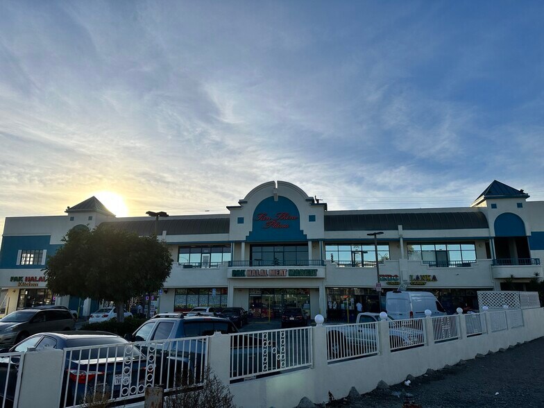 18743 Pioneer Blvd, Artesia, CA for lease - Building Photo - Image 3 of 3