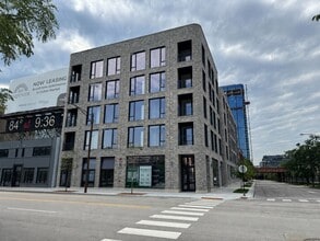 465 N Carpenter St, Chicago, IL à louer Photo du bâtiment- Image 2 de 6