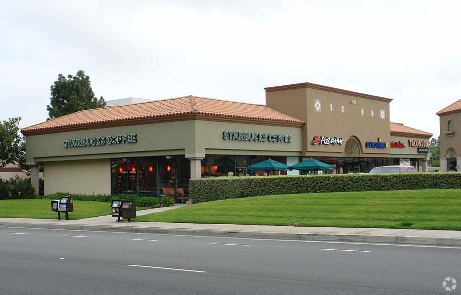 3601 Jamboree Rd, Newport Beach, CA for lease - Building Photo - Image 2 of 3