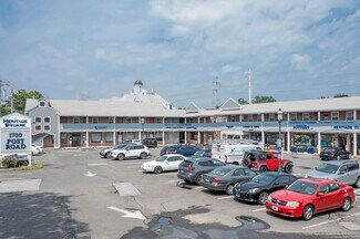 Plus de détails pour 1700 Post Rd, Fairfield, CT - Bureau, Commerce de détail à louer