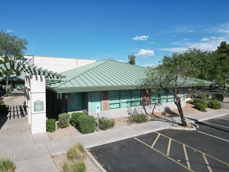 1455 W Chandler Blvd, Chandler, AZ for lease - Building Photo - Image 2 of 11
