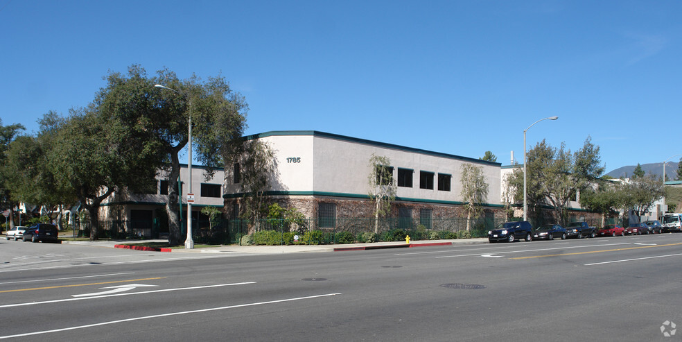 1785 Locust St, Pasadena, CA à louer - Photo principale - Image 1 de 9