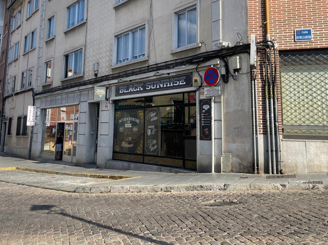 Retail in Ávila, Ávila for lease Interior Photo- Image 1 of 7