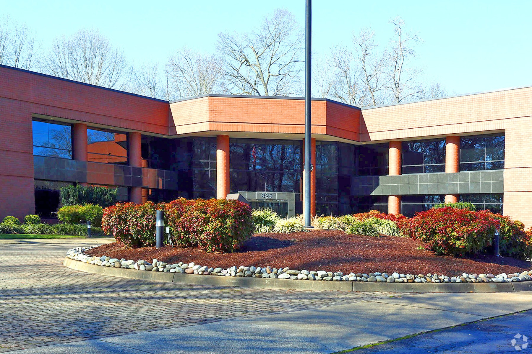 825 Diligence Dr, Newport News, VA for lease Building Photo- Image 1 of 10