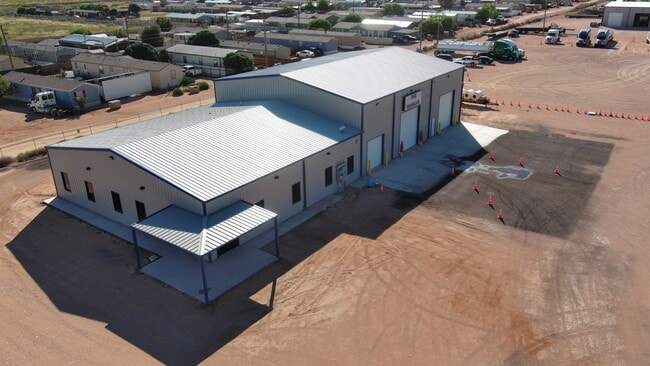 Plus de détails pour 3609 S County 1232 Rd, Midland, TX - Industriel à vendre