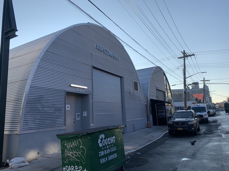 94 Scott Ave, Brooklyn, NY for lease - Building Photo - Image 3 of 7