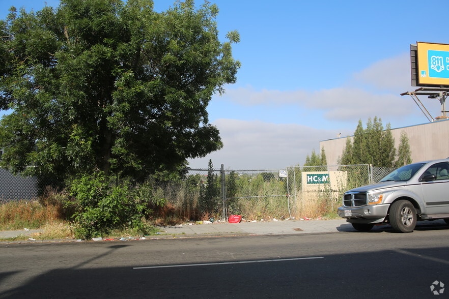 9811 MacArthur Blvd, Oakland, CA for sale - Building Photo - Image 2 of 32