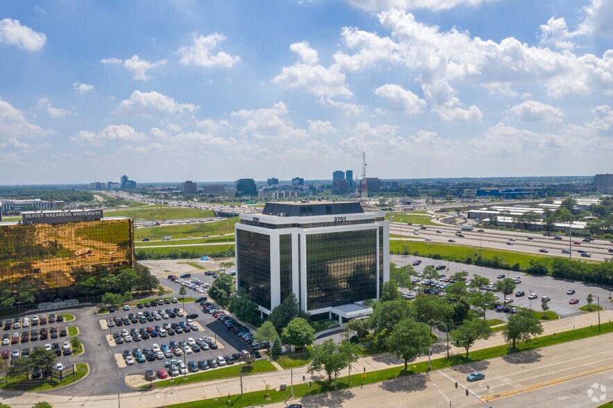 3701 Algonquin Rd, Rolling Meadows, IL à louer - Aérien - Image 3 de 12