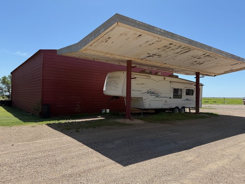 1530 Interstate Highway 27, Hale Center, TX for sale - Building Photo - Image 3 of 15