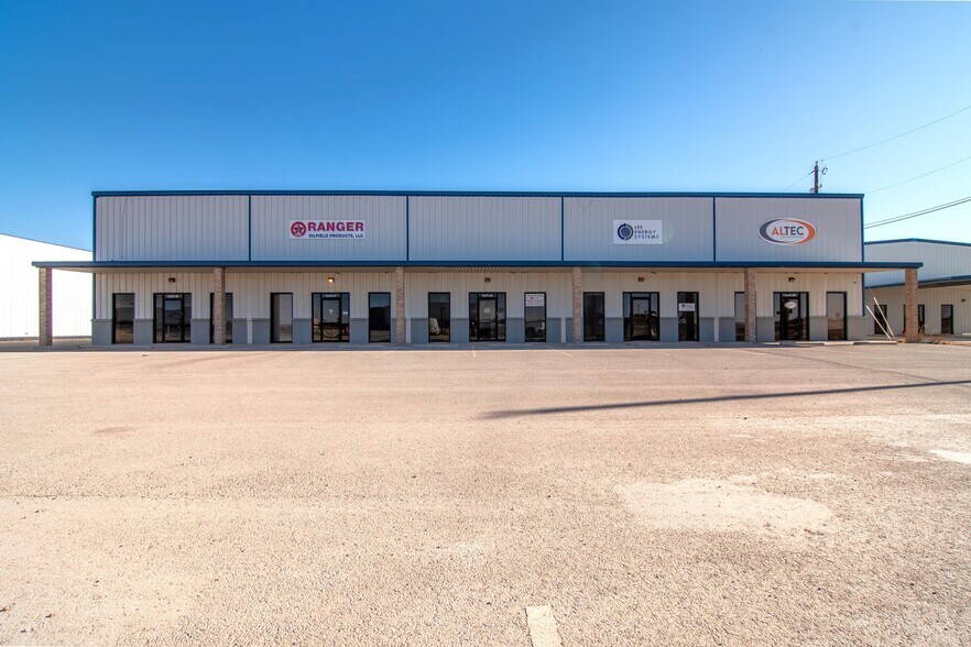 8409 W Interstate 20, Midland, TX à louer - Photo du bâtiment - Image 2 de 24
