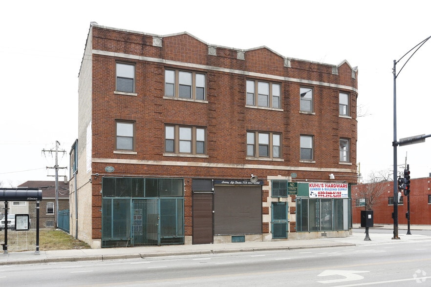 2555 W 63rd St, Chicago, IL for lease - Building Photo - Image 2 of 3