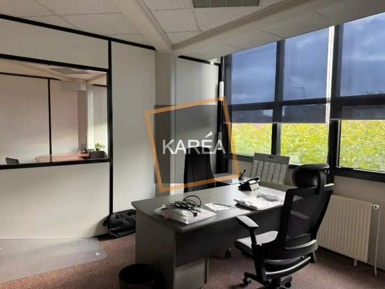 Bureau dans Champigny-sur-Marne à louer - Photo intérieure - Image 3 de 5