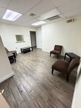 160 NW 176th St, Miami Gardens, FL à louer Photo intérieure- Image 2 de 4