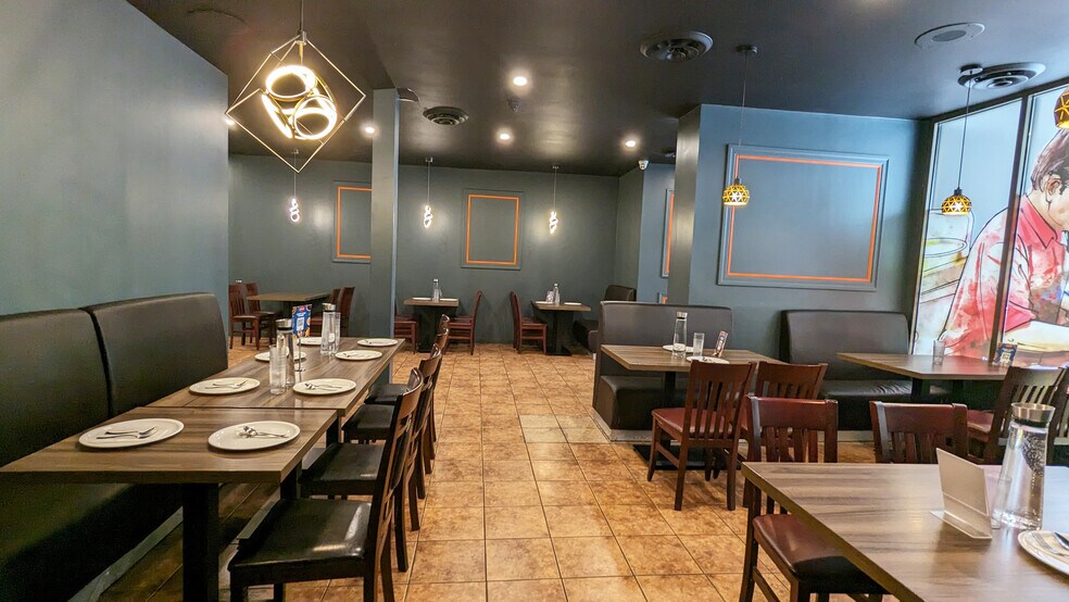 252 Dundas St, London, ON à vendre - Photo intérieure - Image 2 de 6