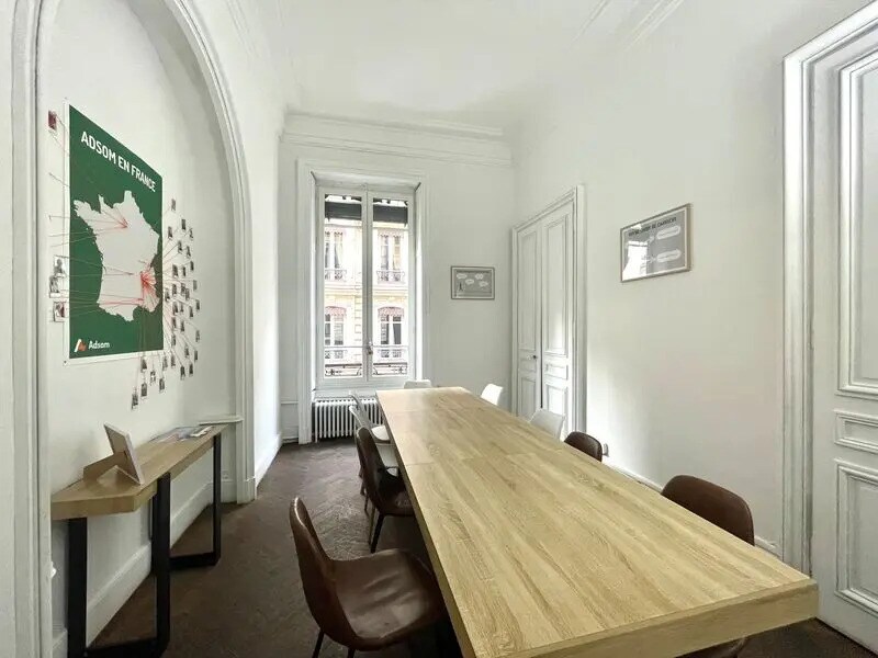 Office in Lyon for lease Interior Photo- Image 1 of 7