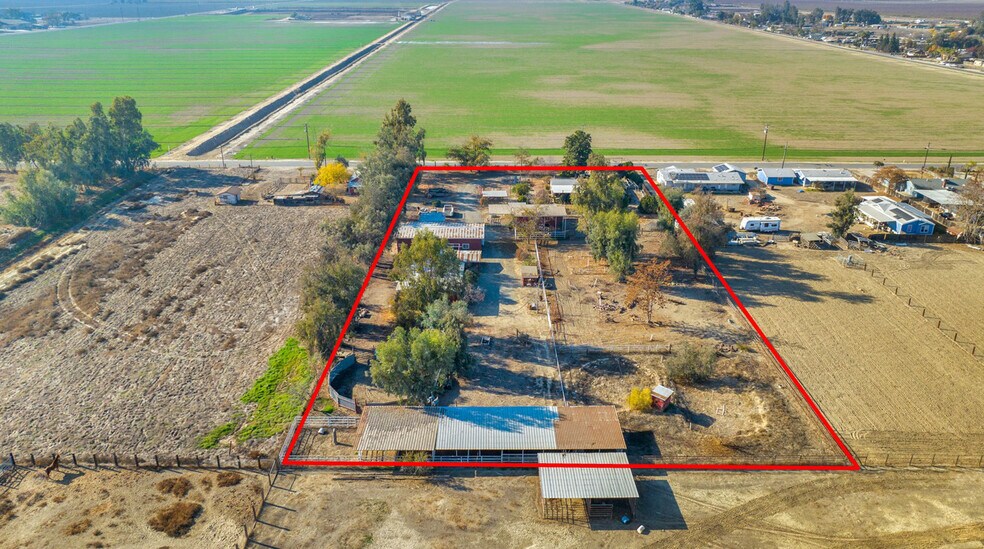 30646 Road 52, Visalia, CA à vendre - Photo du bâtiment - Image 2 de 4