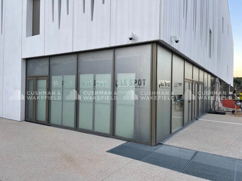 756 Avenue Emile Bodin, La Ciotat à louer - Photo du bâtiment - Image 1 de 9